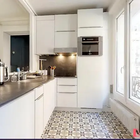 Chambre Prive Dans Appartement Haussmannien Проживание в семье Париж