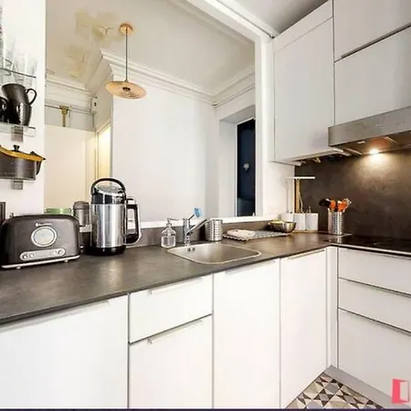 Проживание в семье Chambre Prive Dans Appartement Haussmannien *