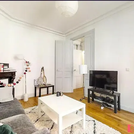 Chambre Prive Dans Appartement Haussmannien Проживание в семье Париж